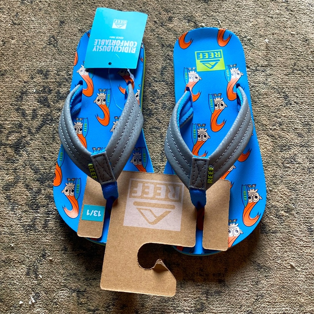 NWT Reef Kids Trolls Sandals Size 13/1